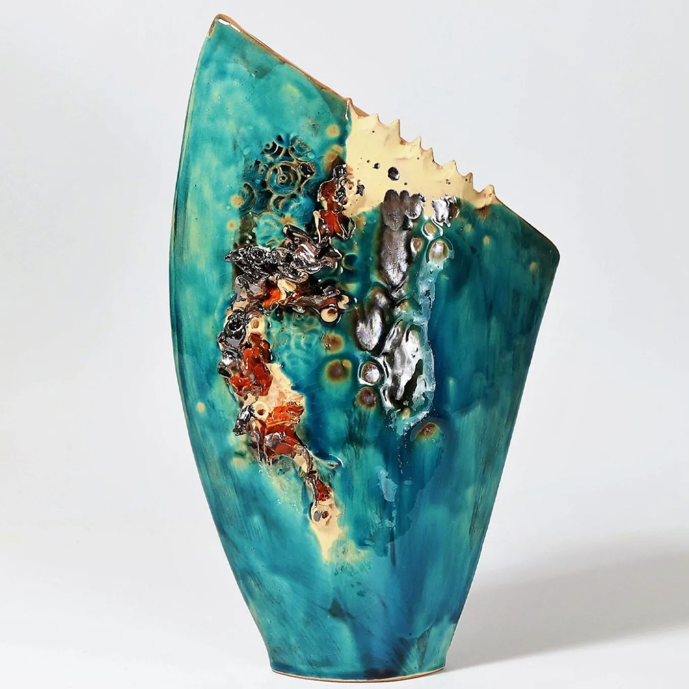 Sea World Vela Polychrome Vase