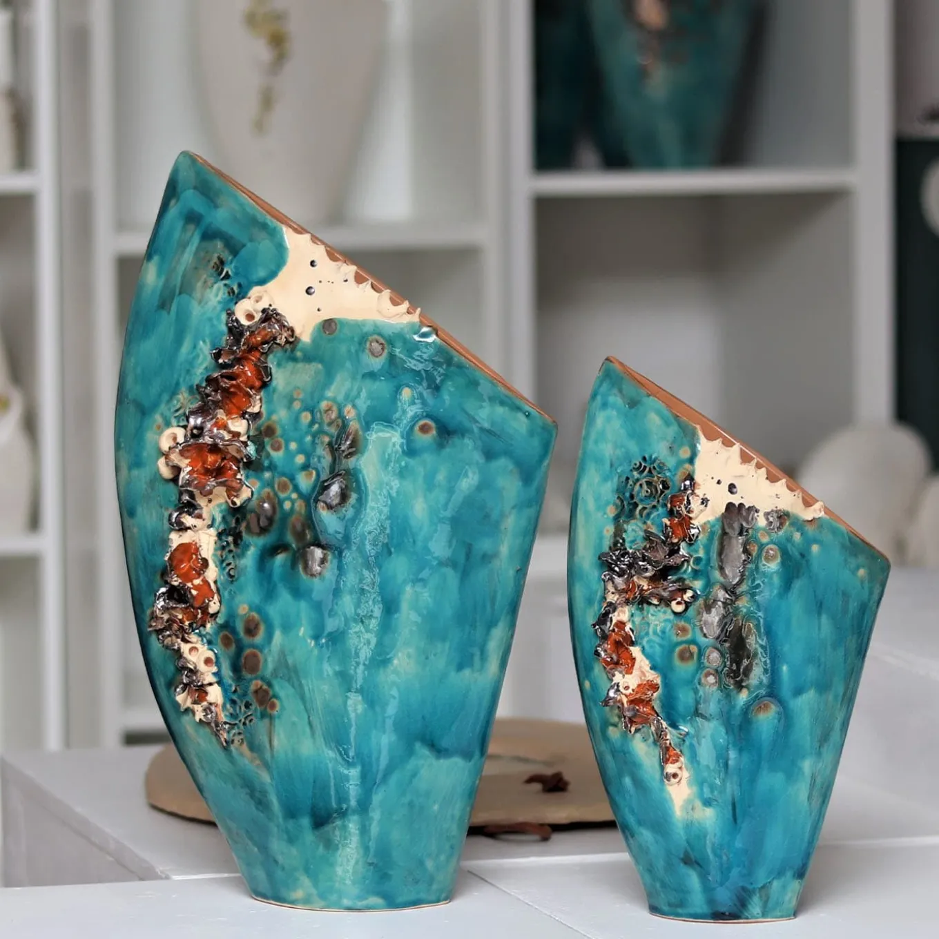 Sea World Vela Polychrome Vase