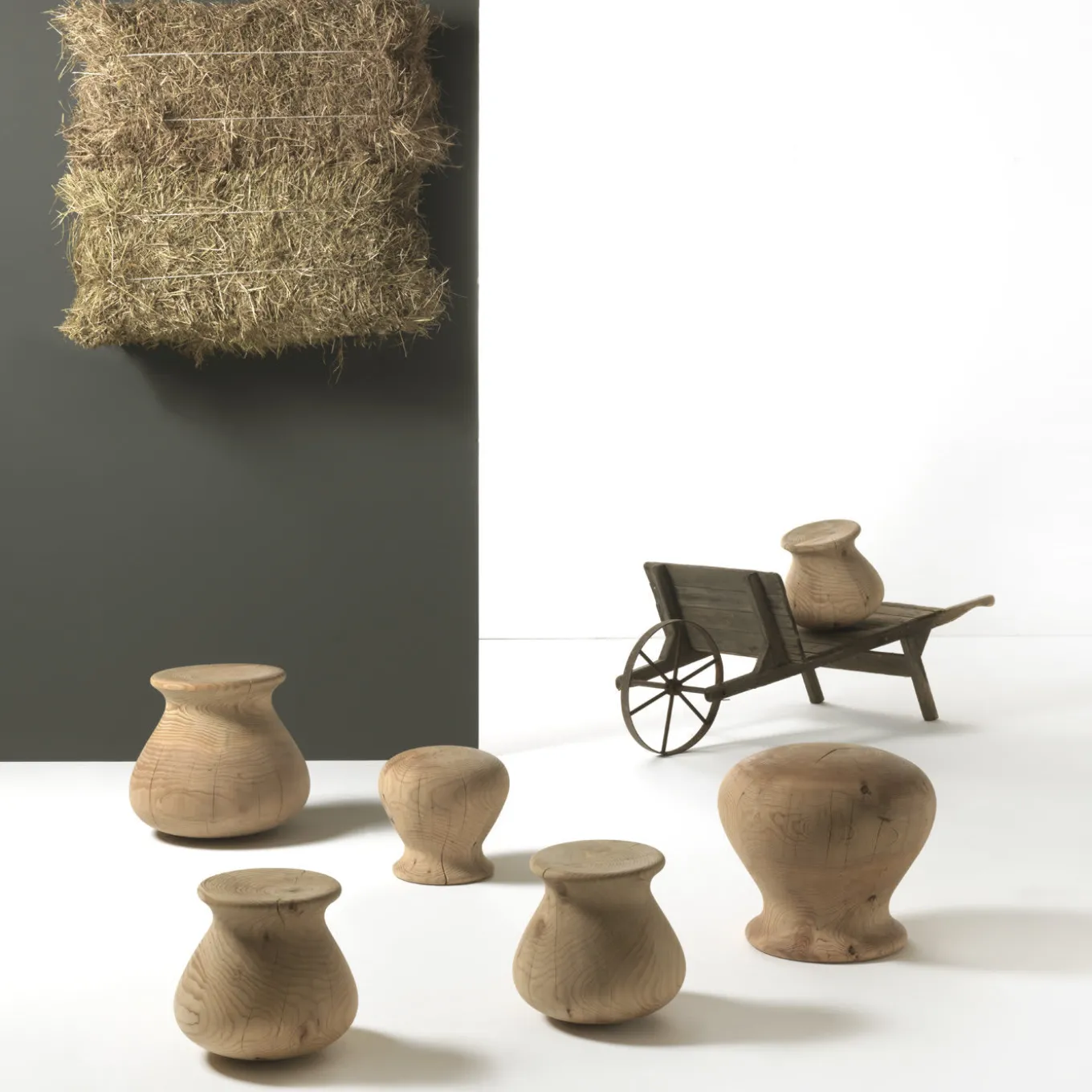 Semuc Stool