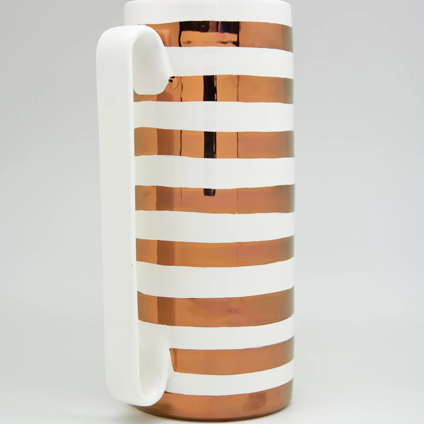 Serlio Gondoliere Copper & White Carafe