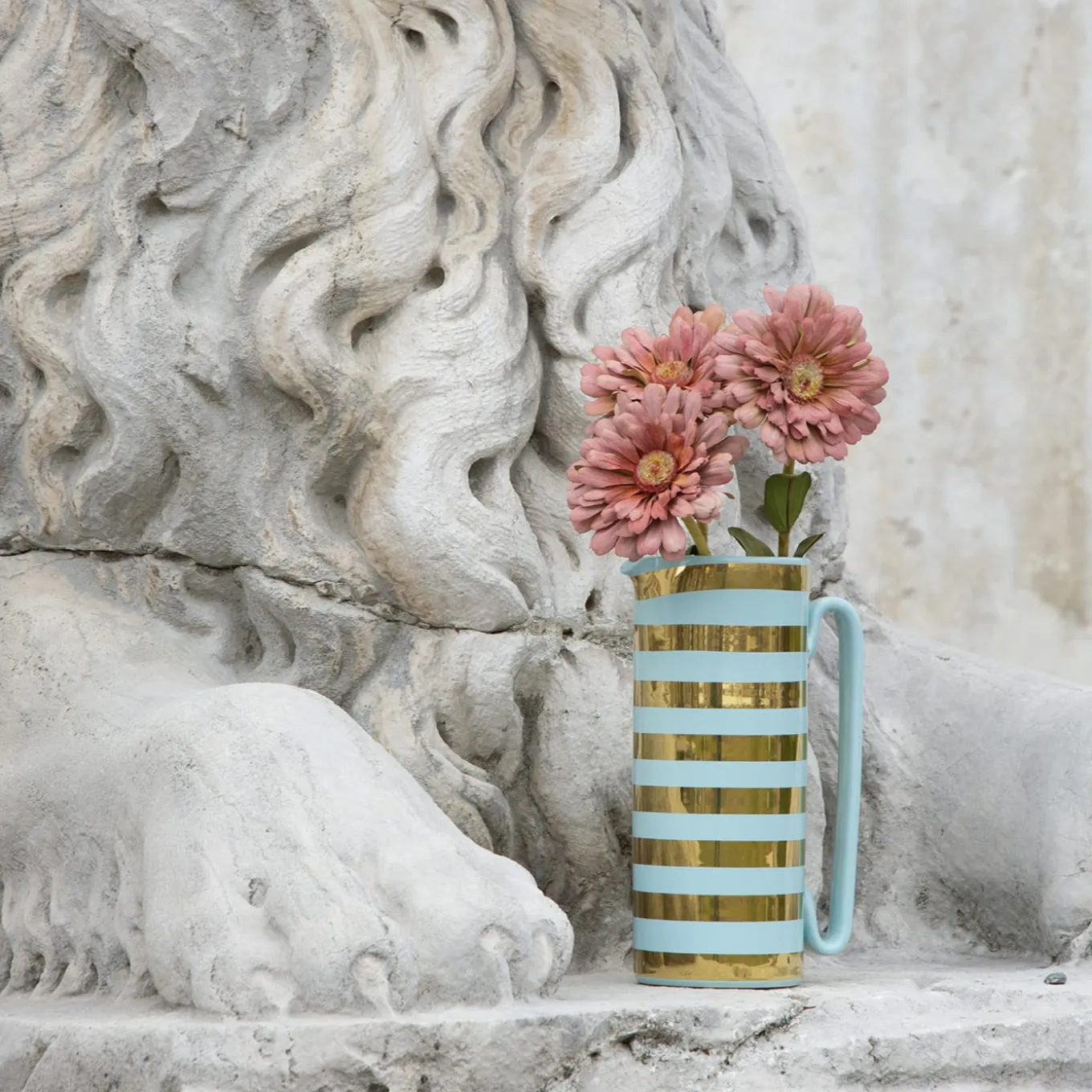 Serlio Gondoliere Gold & Blue Pitcher