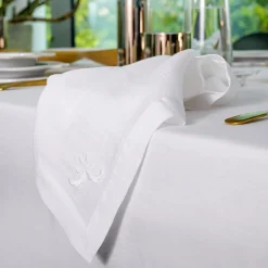 Set of 4 Decoro Embroidered White Napkins