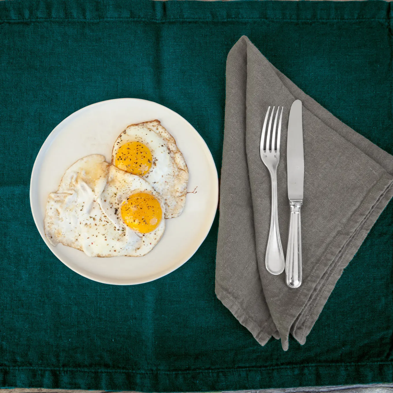 Set of 4 Forest-Green Linen Placemats