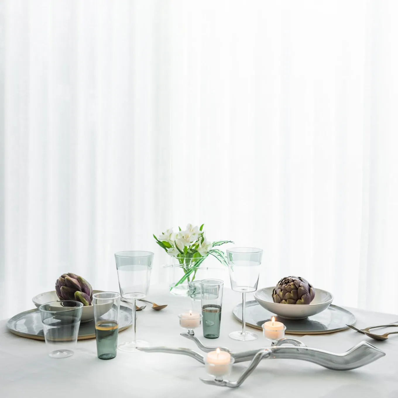 Set of 2 Gray Ceramic Tray with Gold Rim