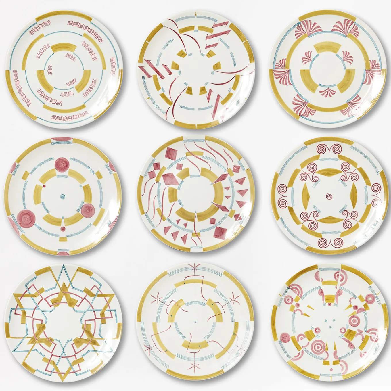 Set of 4 Gymmetria Dinner Plate #1