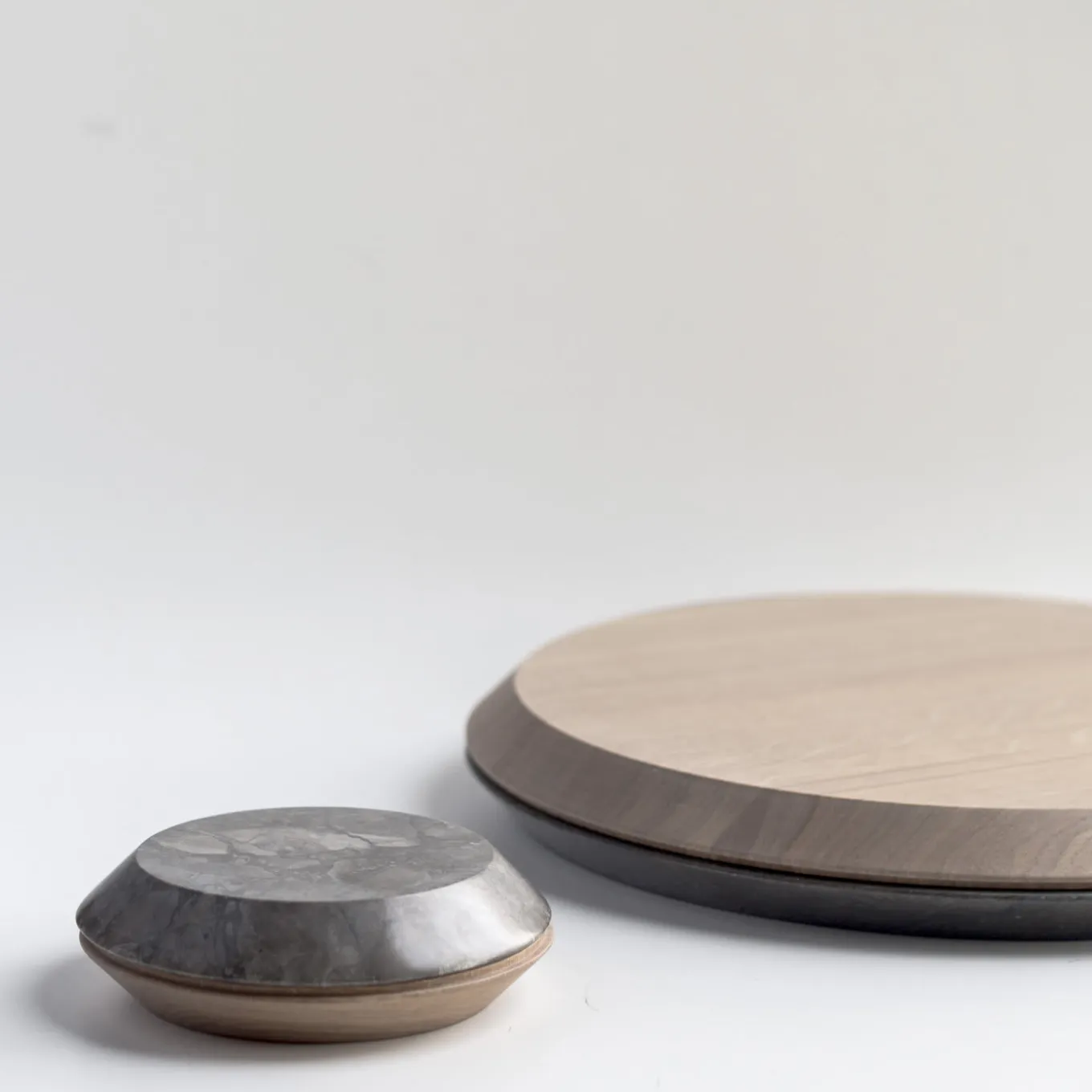 Set of 2 Mondi Paralleli Large and Small Chopping Boards