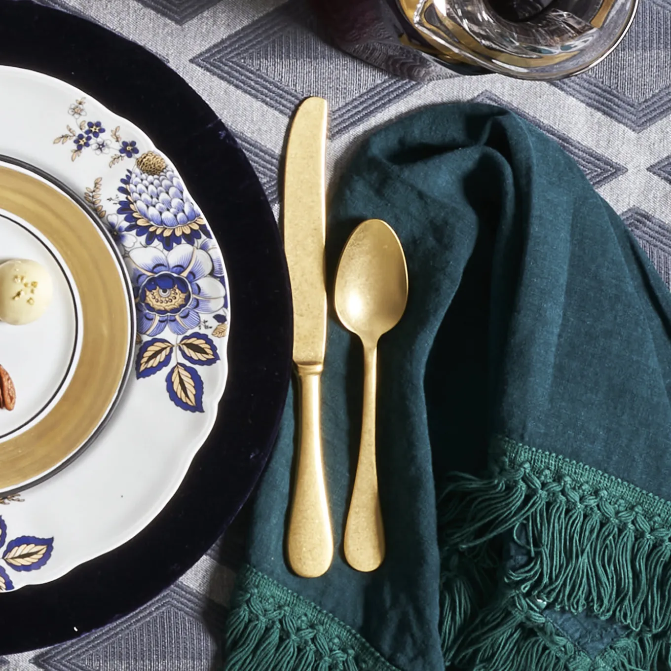 Set of 4 Teal Napkins with Long Fringes