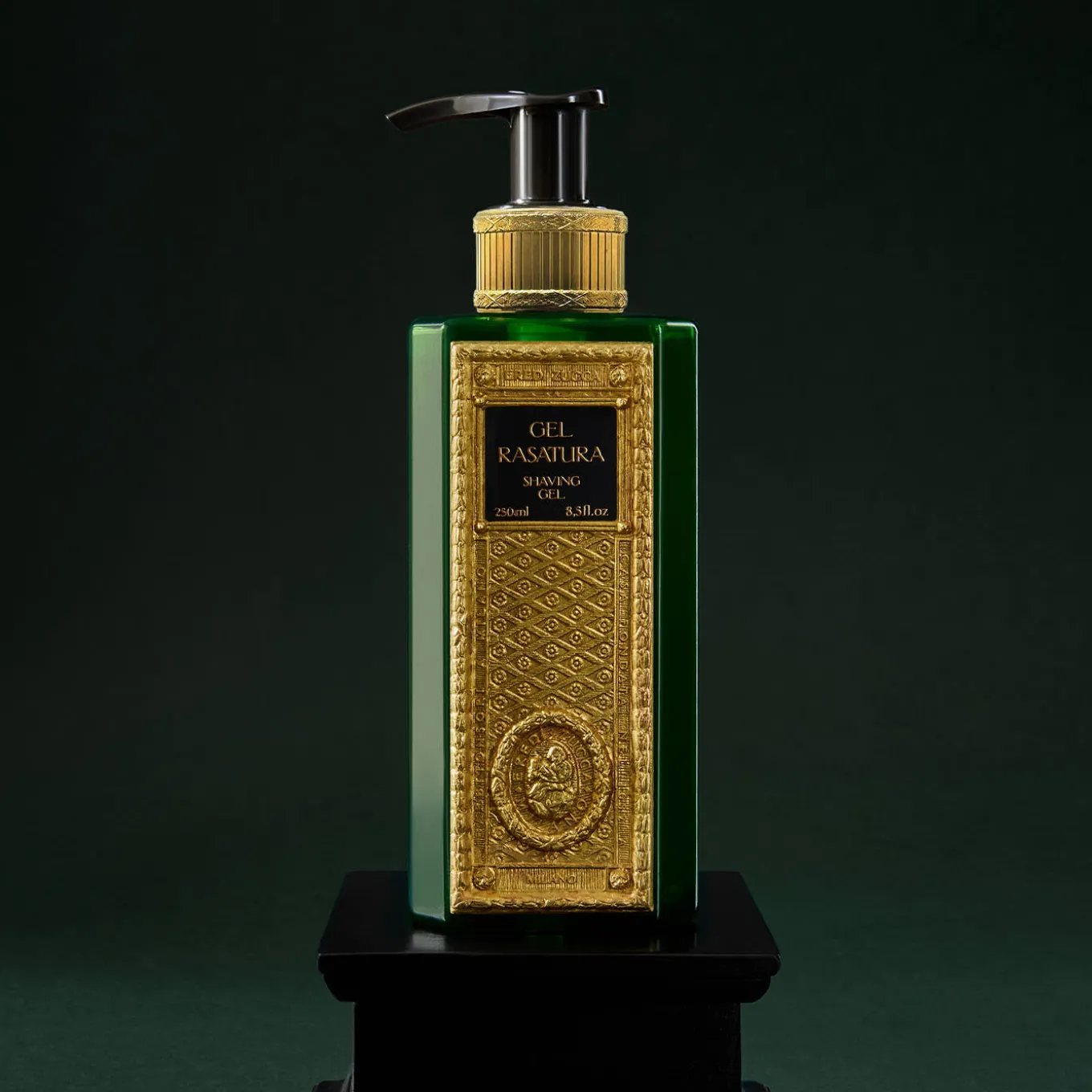 Set of Shaving Gel & Beard and Moustache Accessories