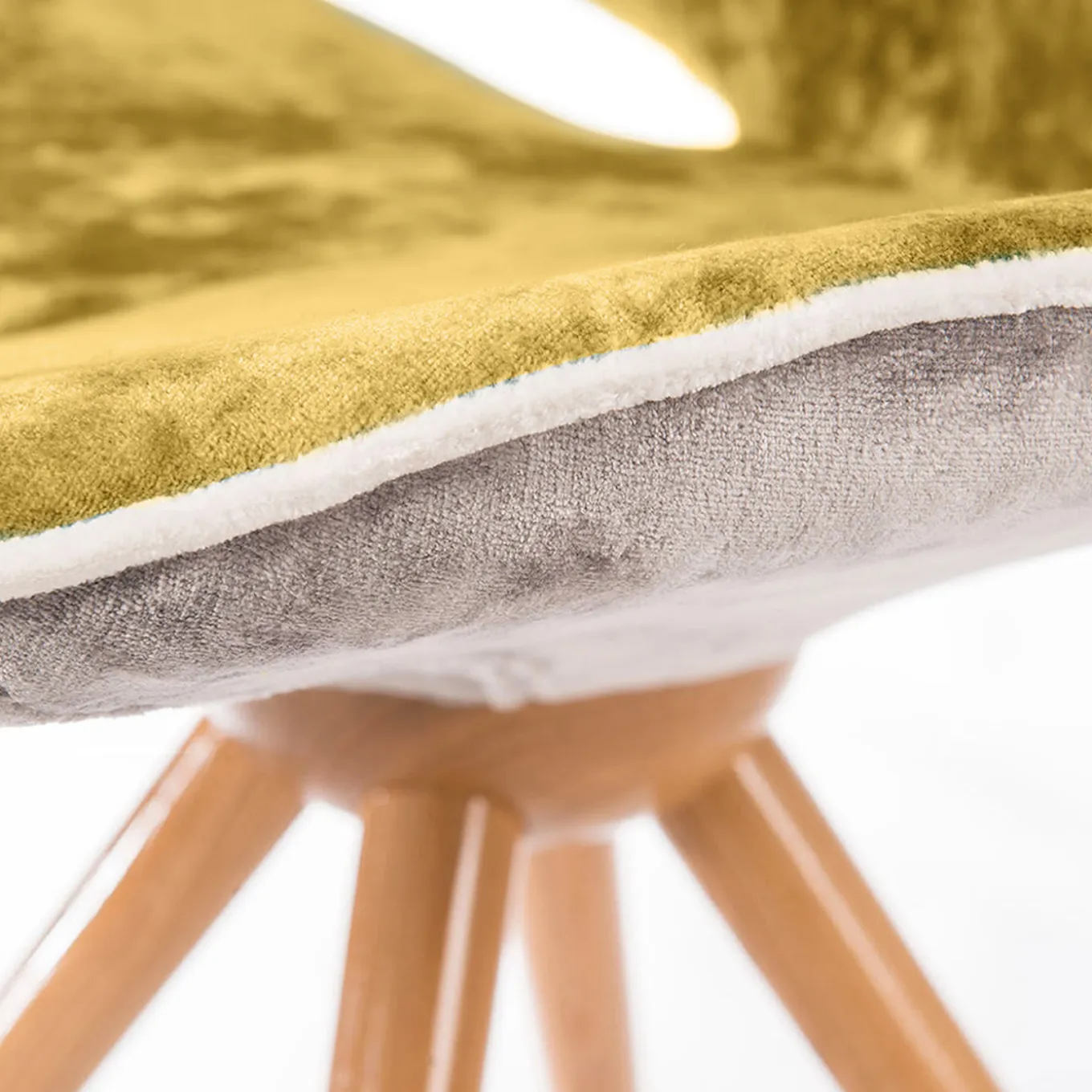 Set of Two Pansè Chairs in Yellow