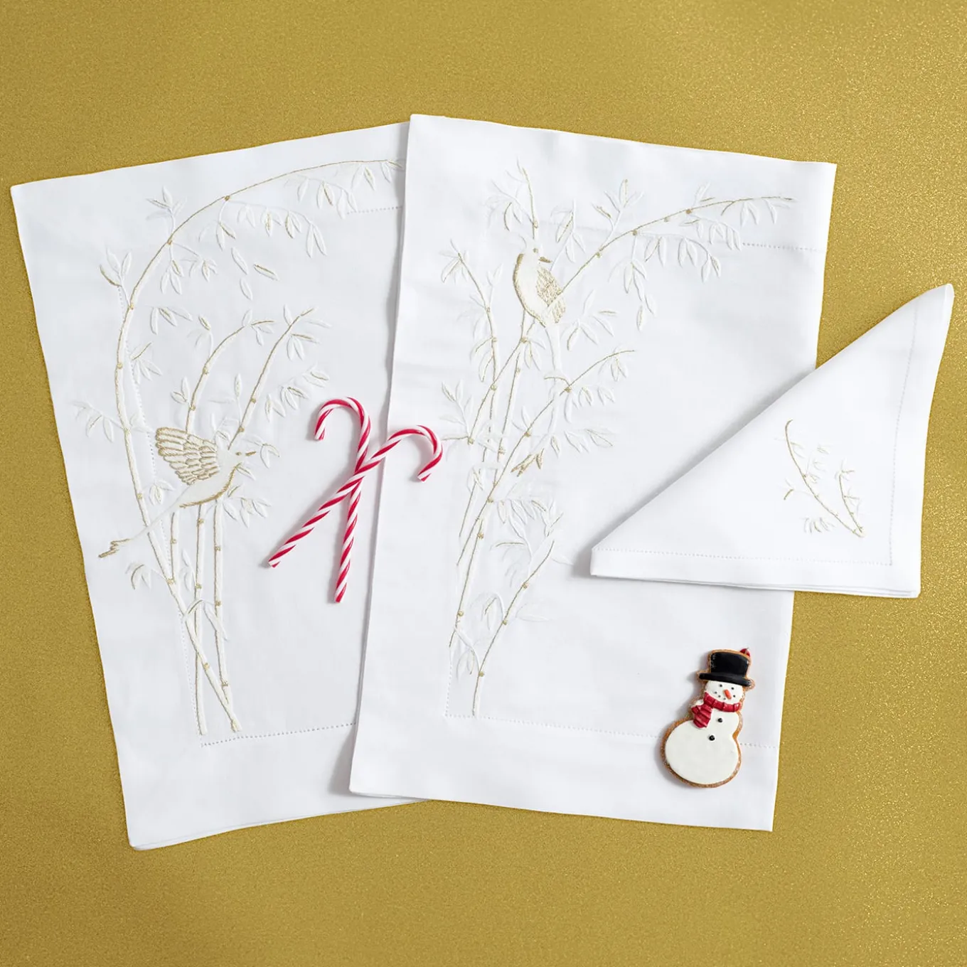 Set of White Bamboo Rectangular Linen Placemat And Napkin
