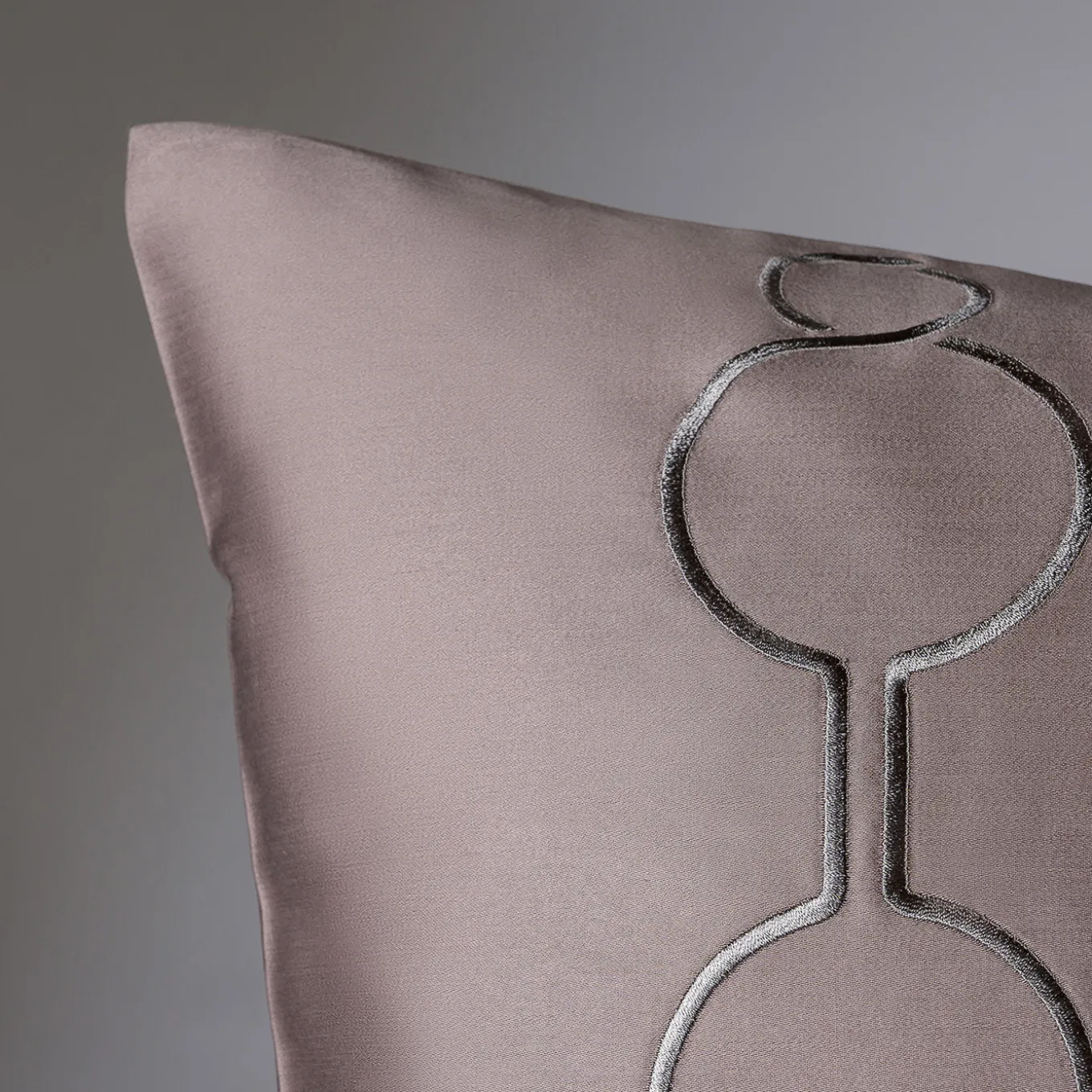 Shangri-La Rosa Tropea Set of 2 Pillowcases