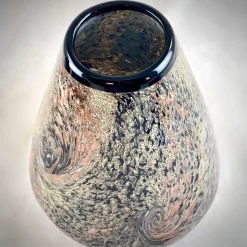 Short Vortex Vase