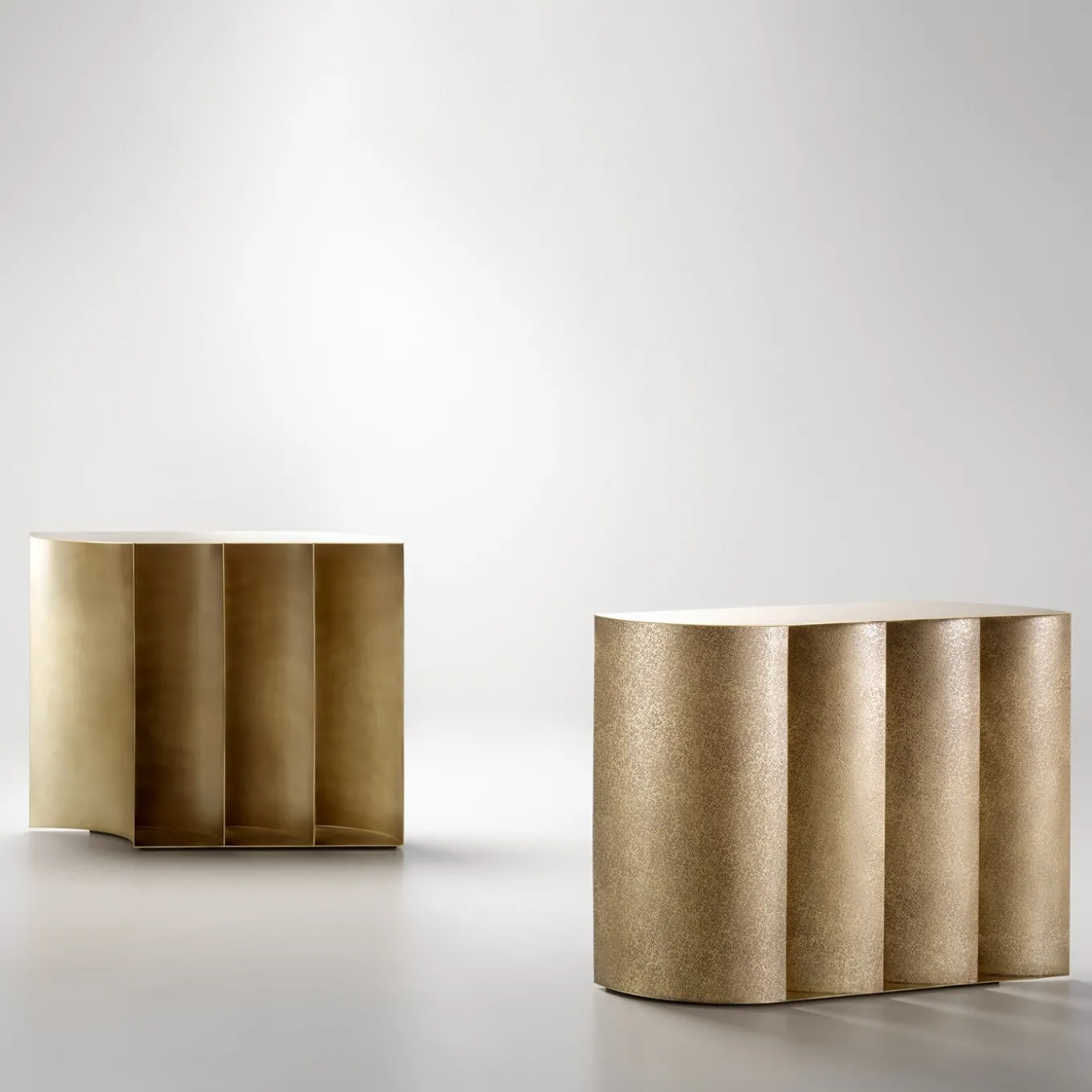 Sinestesia Brushed Brass Console by TIPSTUDIO