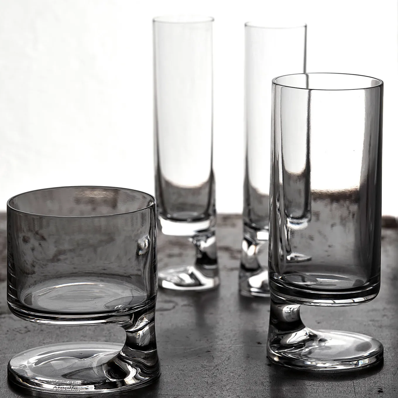 Smoke Set of 2 Champagne Glasses by Joe Colombo