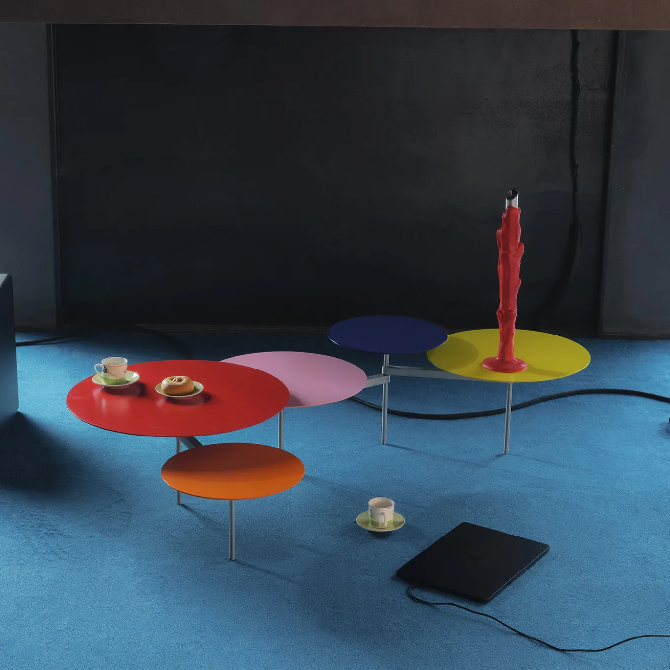 Snake 5 Multicolor Steel Low Table by Carlo Contin #2