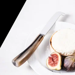 Soft Cheese Knives Set in Natural Horn
