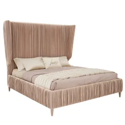 Soho Bed by Giannella Ventura