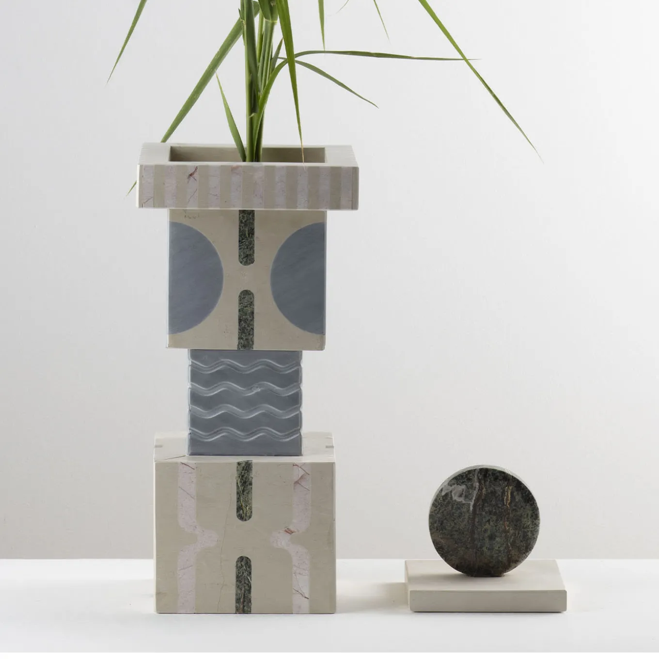 Spadillo Vase by Elena Salmistraro