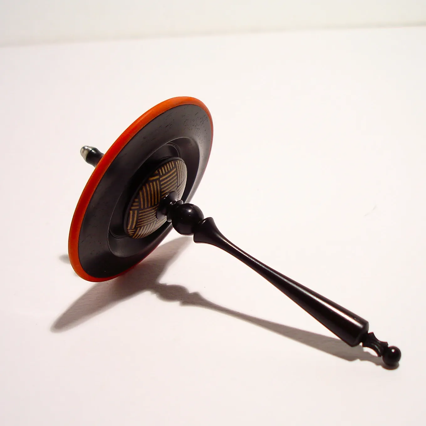 Spinning Top in Ebony with Maple and Erable Inlays