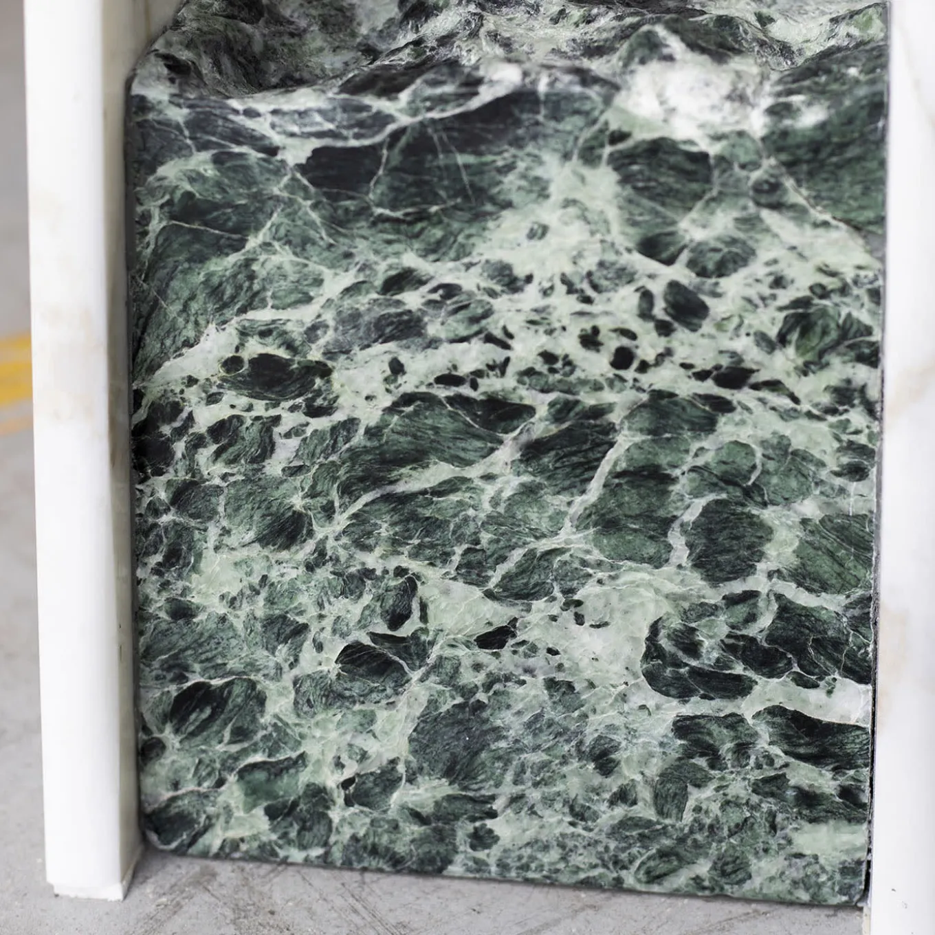 SSC103 Calacatta Oro Marble Console