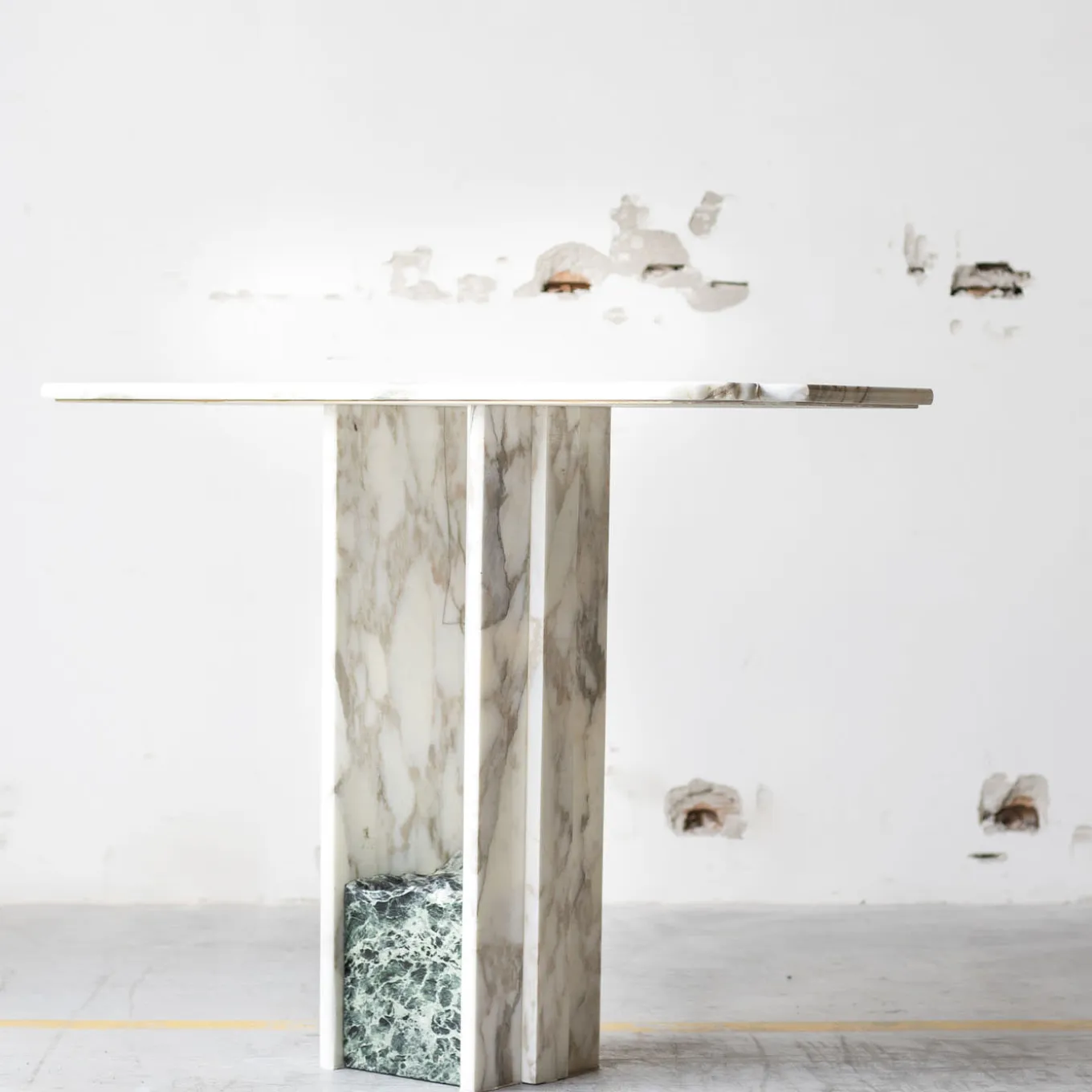 SSC103 Calacatta Oro Marble Console