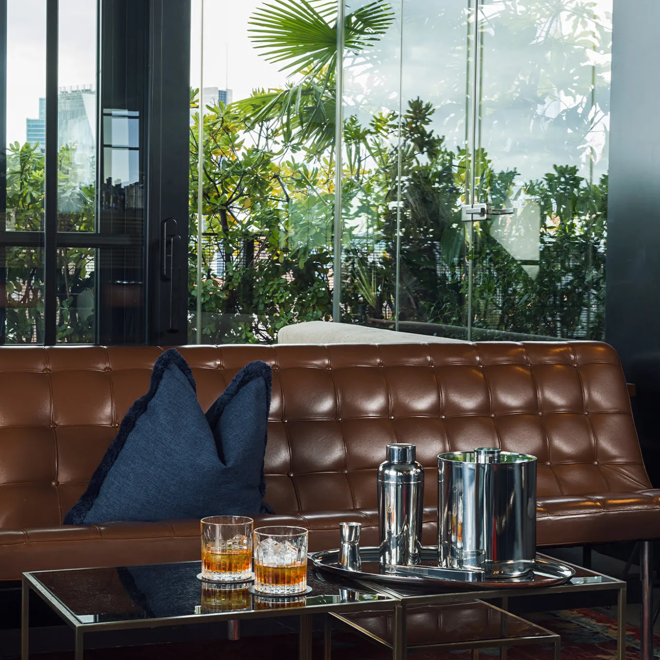 Stile Cocktail Shaker and Jigger