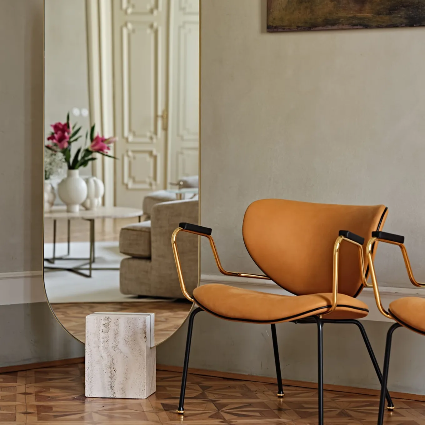 Tìam Fabric-Covered Freestanding Full-Lenght Mirror