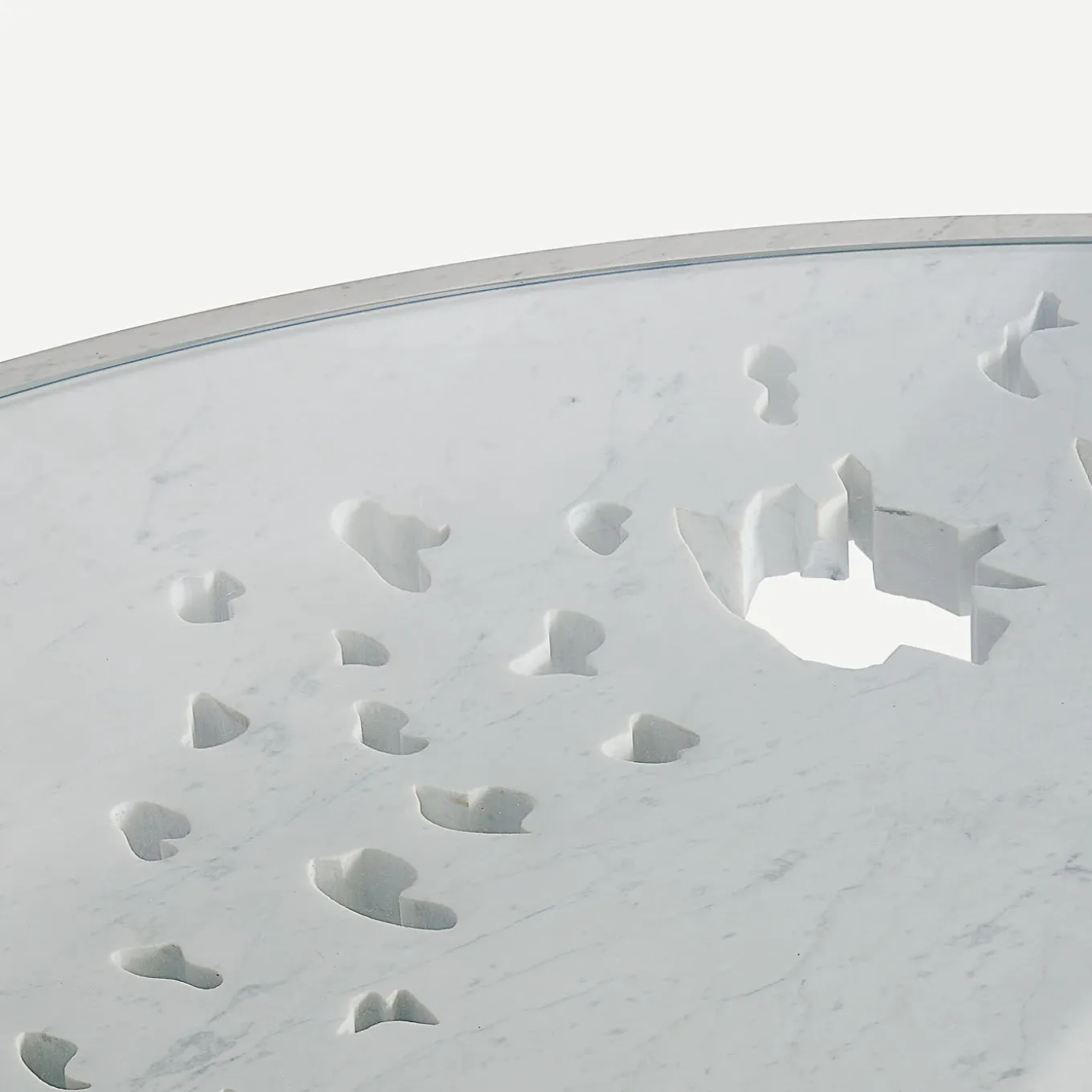 Tango Dining Table by Mario Bellini