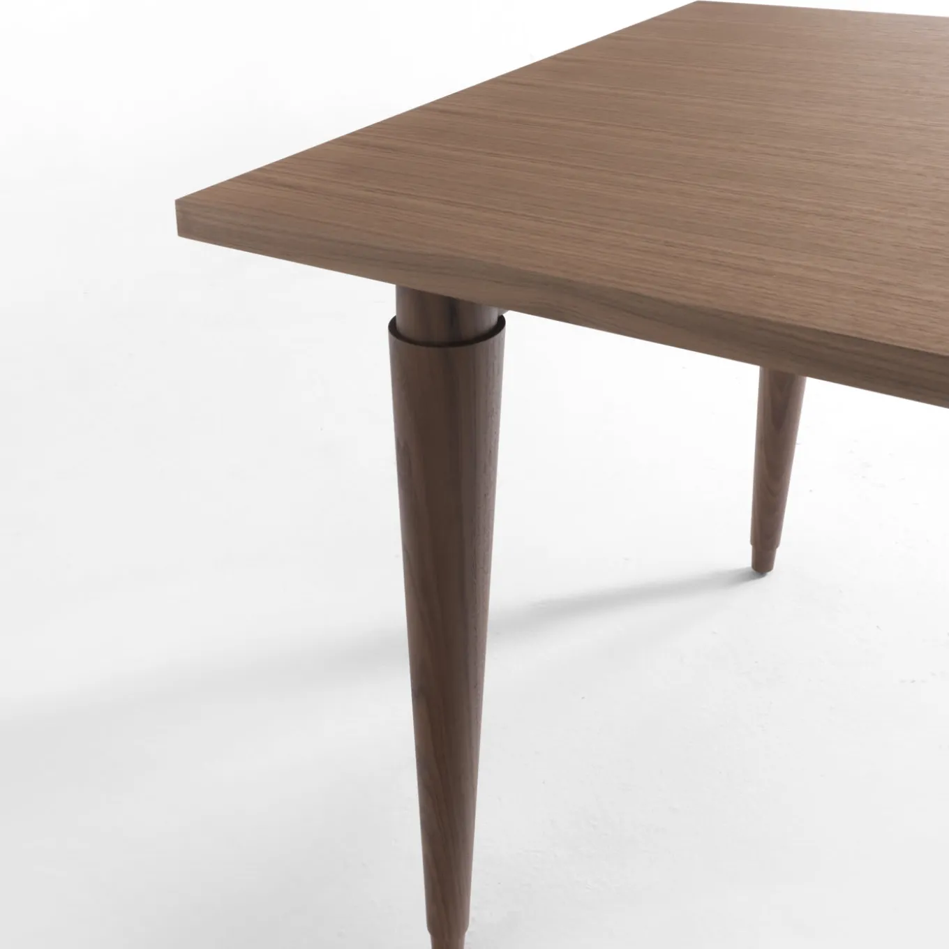 Ta.ta Wood Table