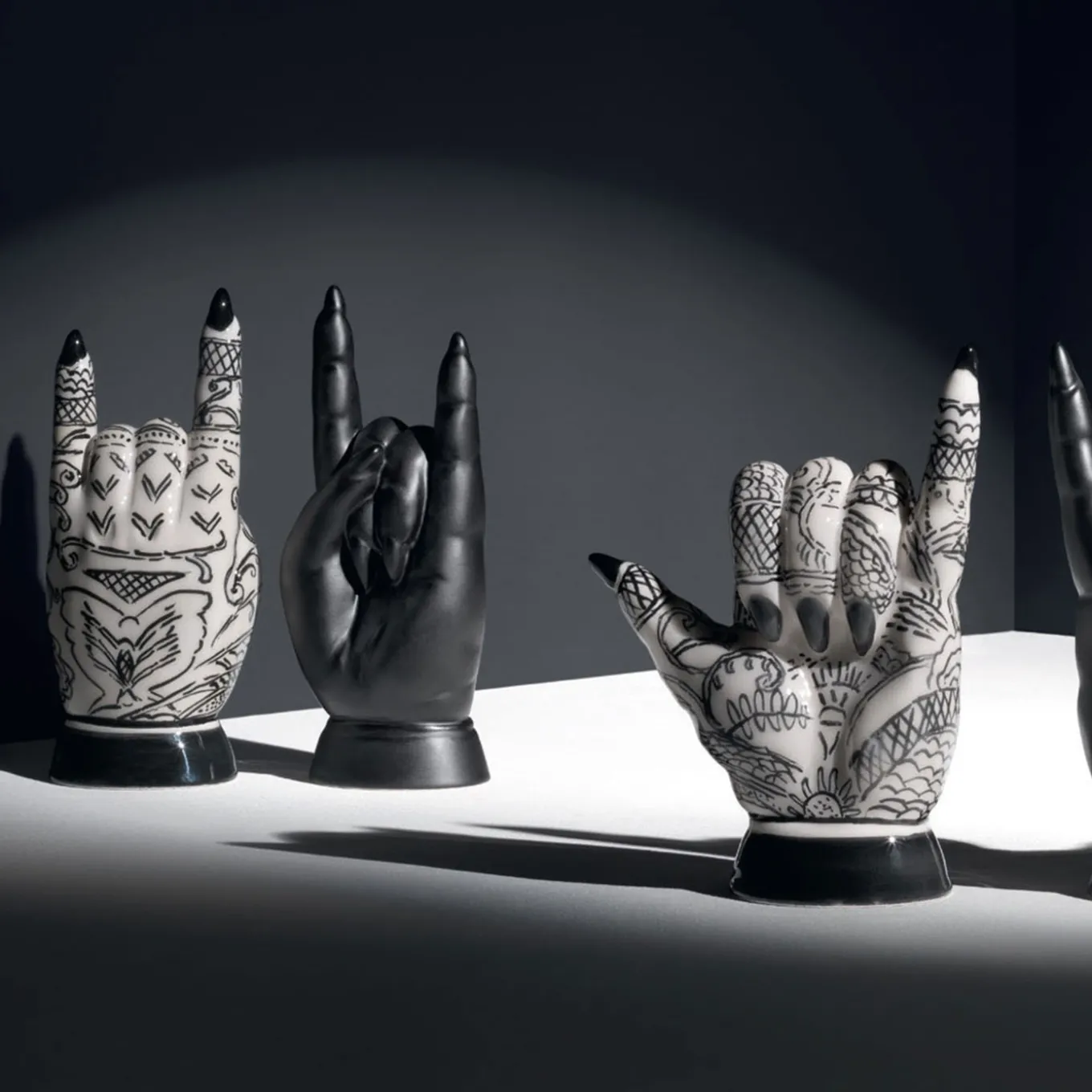 Tauro Nero Decorative Sculpture by Ugo La Pietra