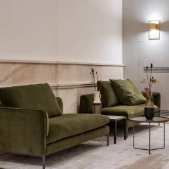 Teodosio XL Black Milk and Bronze amphora