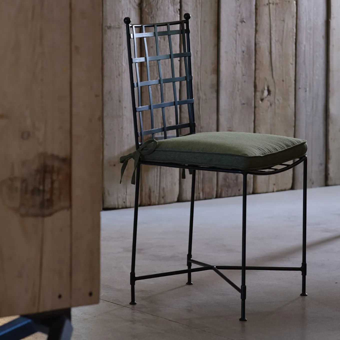 The Classic Green Garden Chair