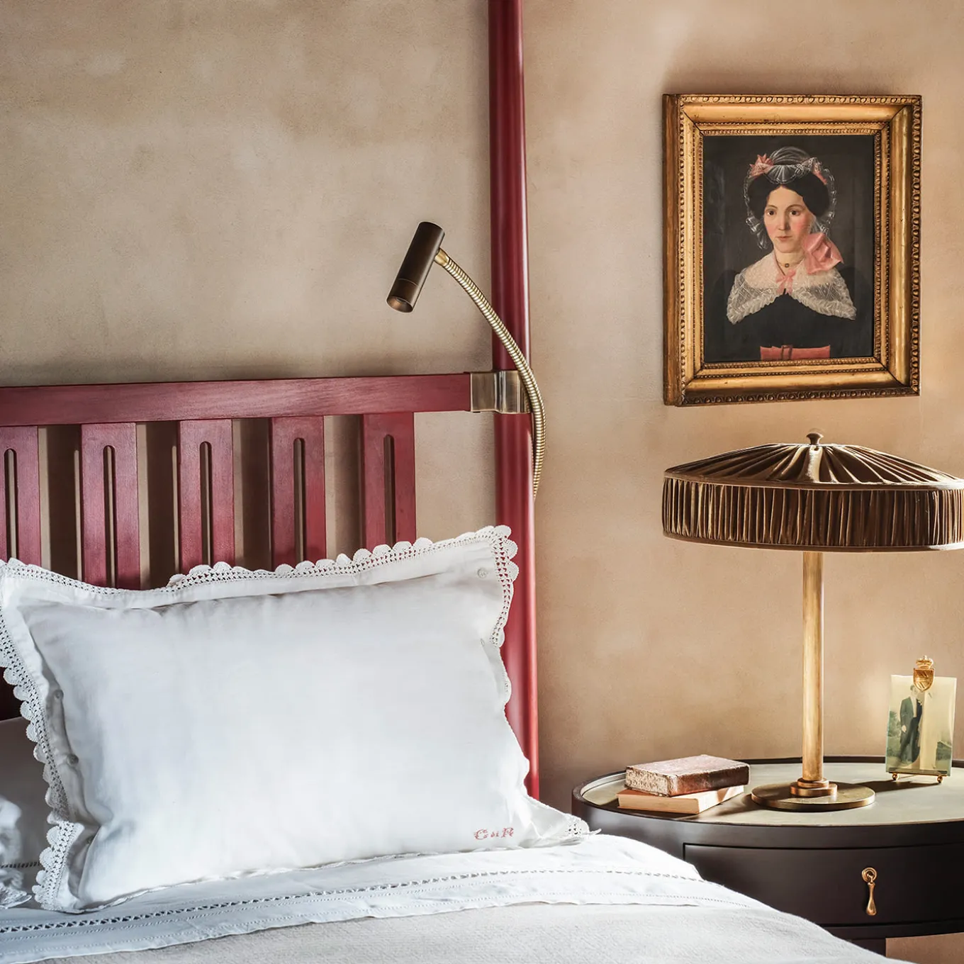 The Flexible Reading Lamp