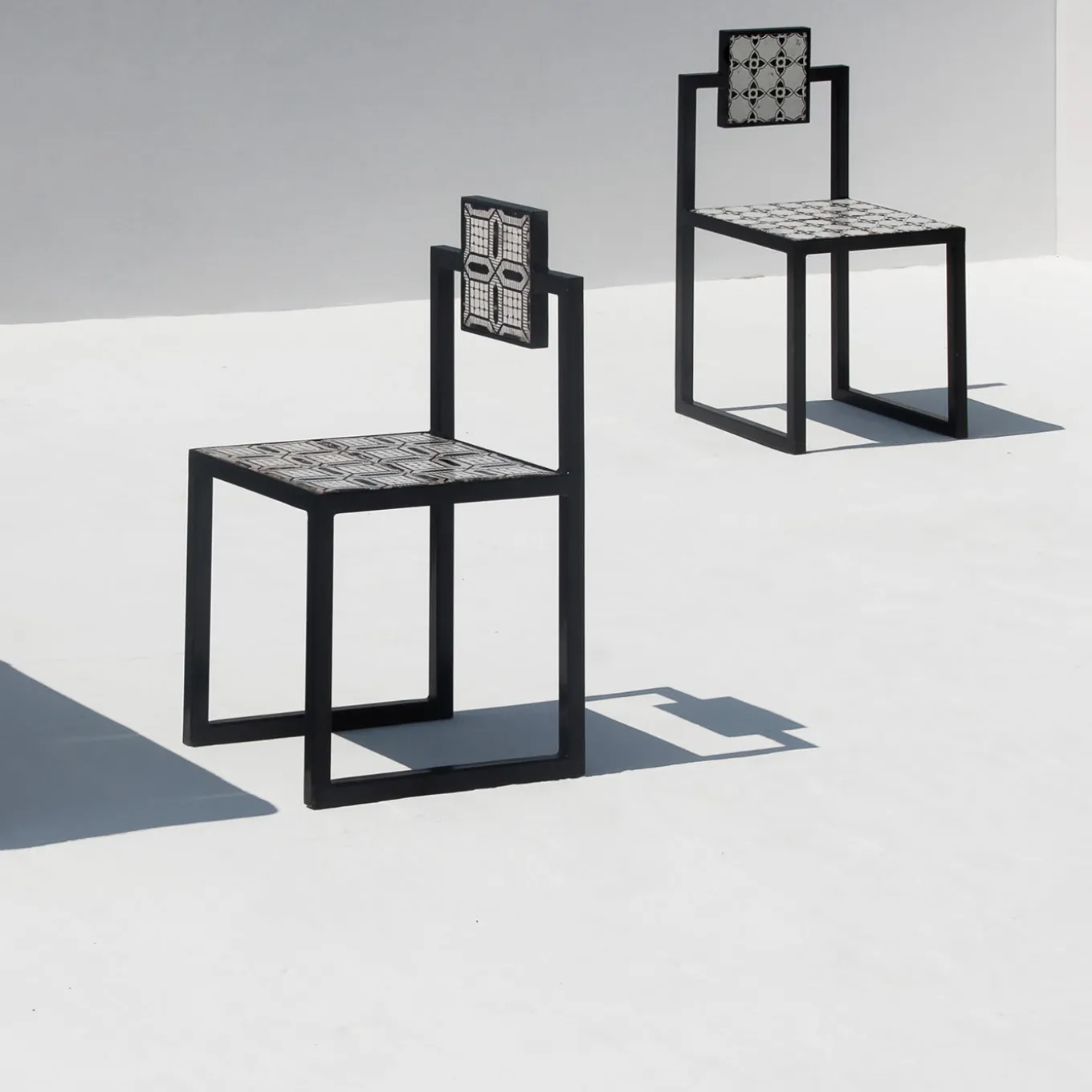 Tiles Outdoor Square Iron Chair