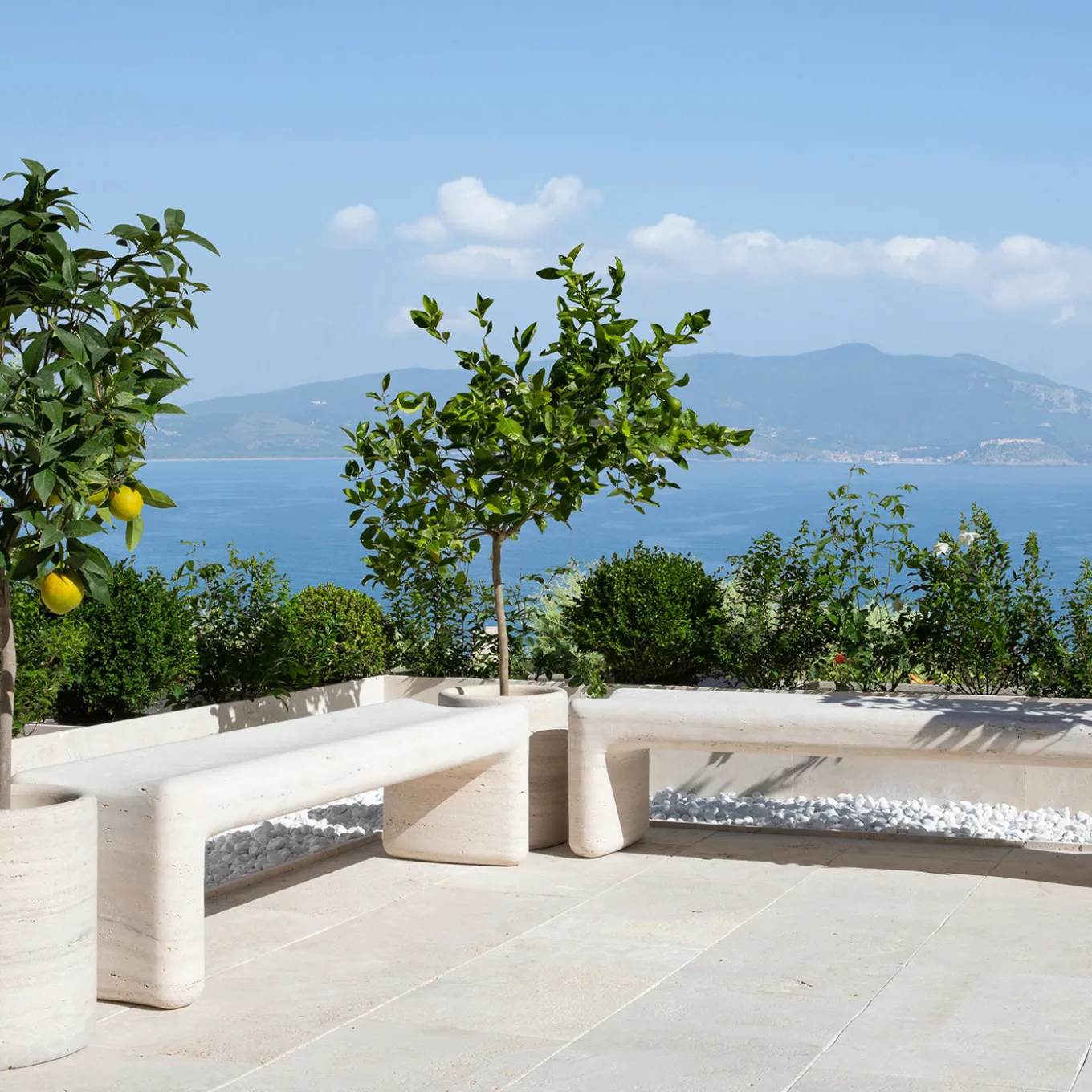 Tinia Beige Travertine Stone outdoor Bench