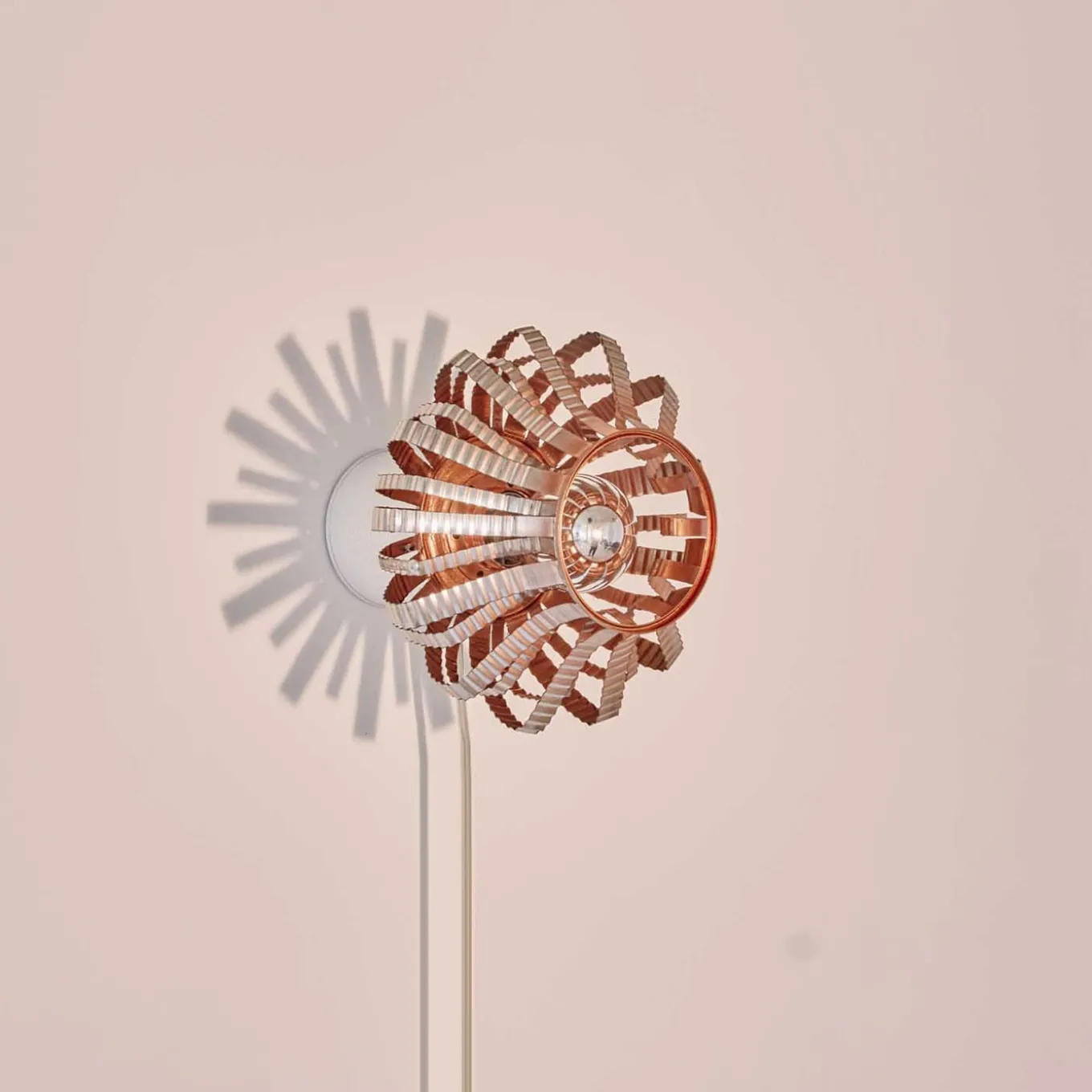 Tiny Wall Lamp by Nadja Galli Zugaro