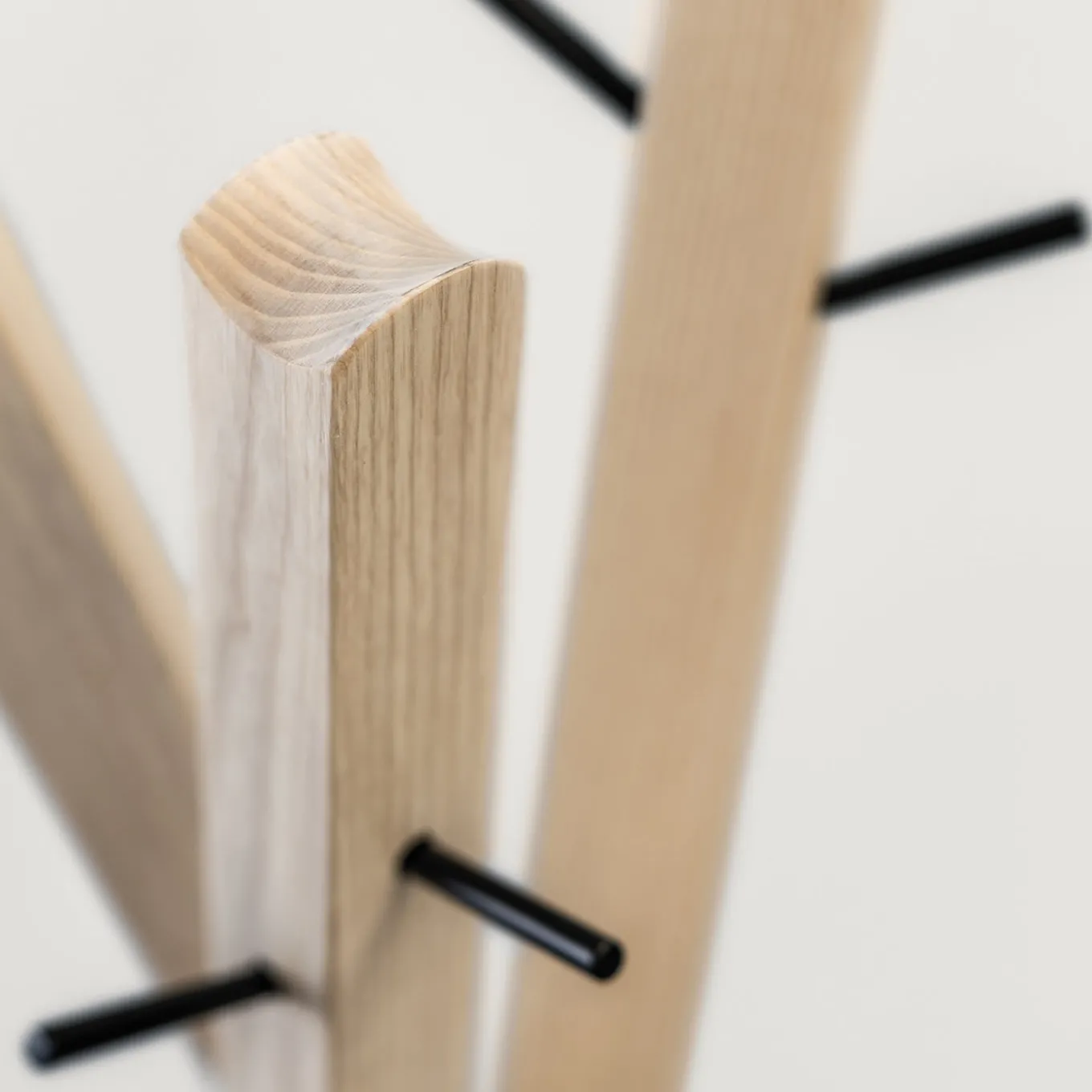 Tobias White Coat Hanger