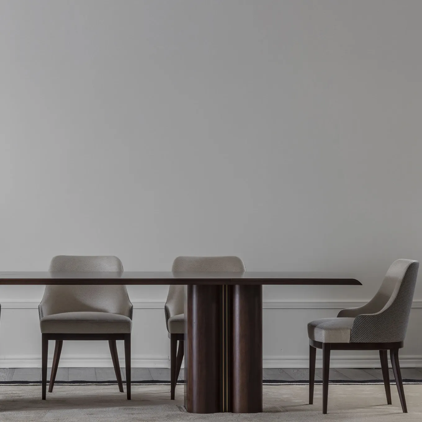 Tomo Dining Table