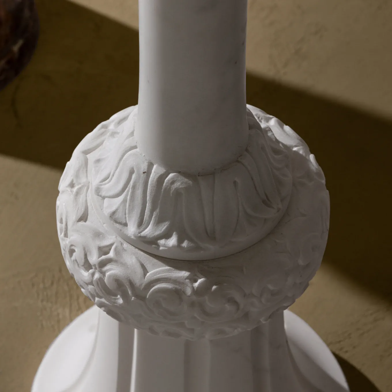 Treasure Luxury S Tall Calacatta Marble Candleholder