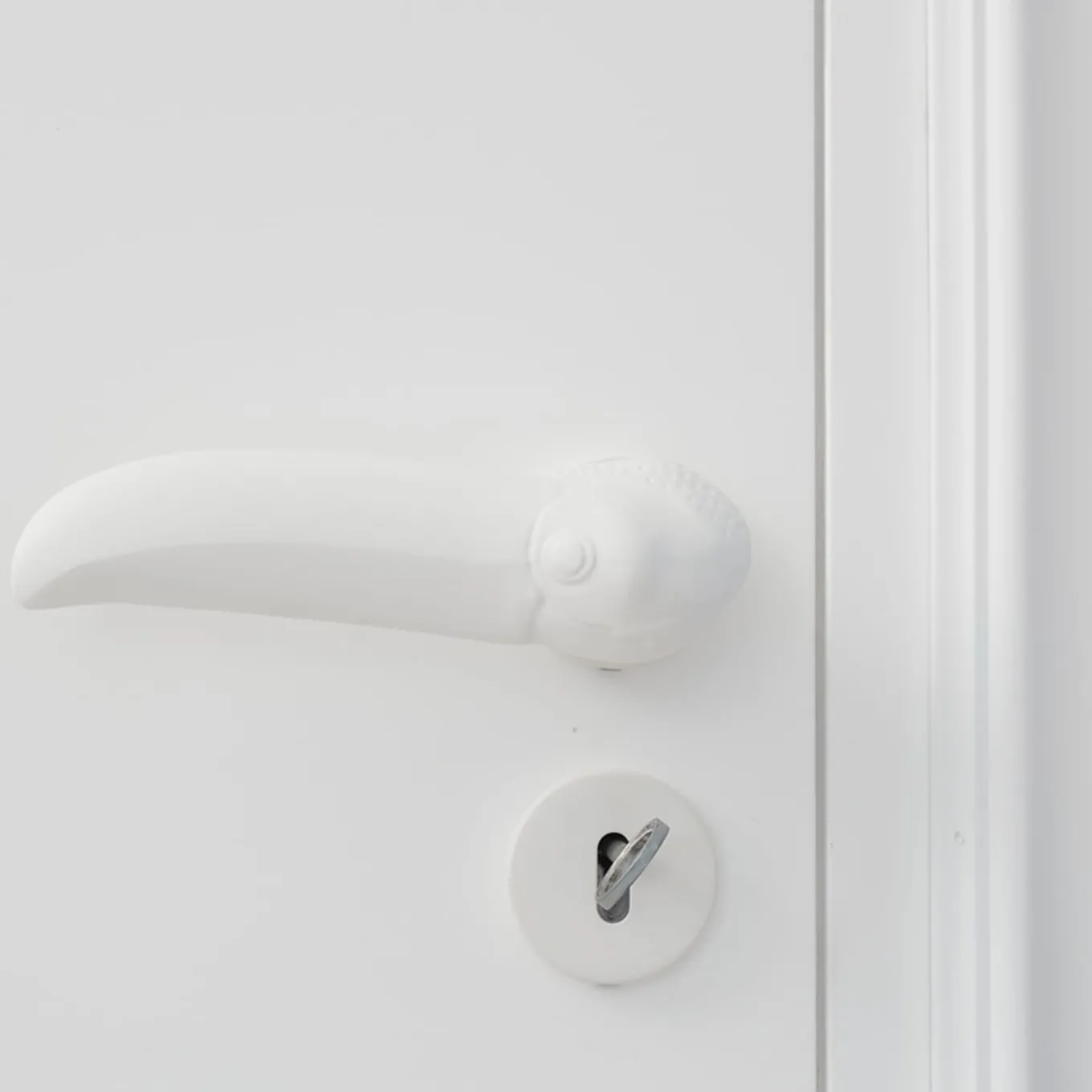 Tucano White Handle by Nicole Valenti