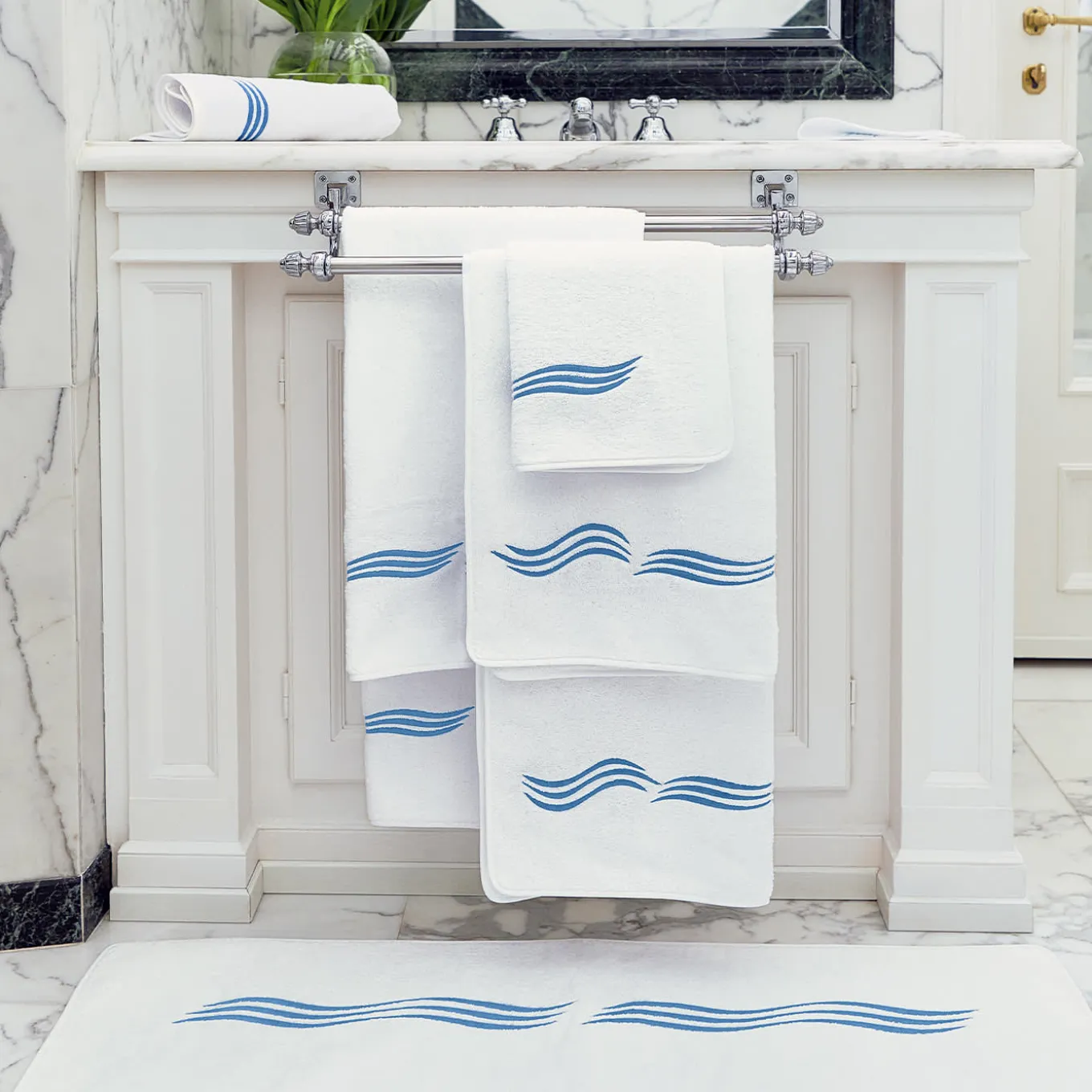 Tuffo White & Assisi Blue Hand Towel