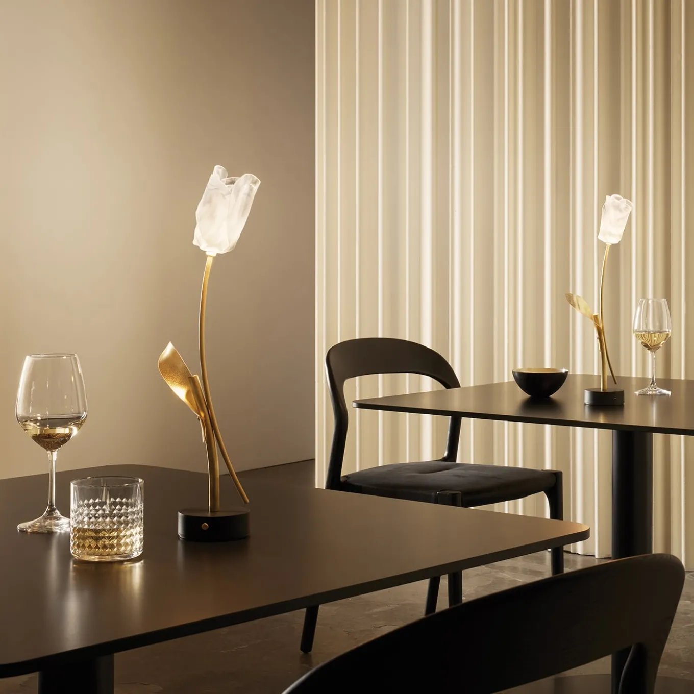 Tulip Black Battery Table Lamp