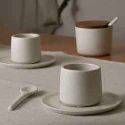 Two Sets of 2 Coffee Cups