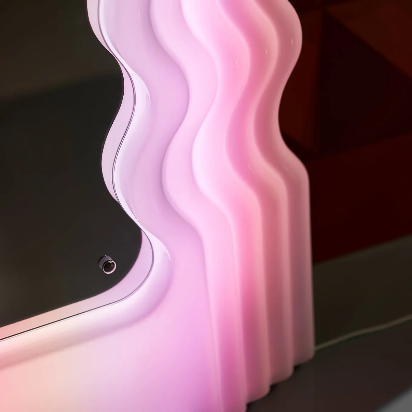 Ultrafragola Floor Mirror and Lamp by Ettore Sottsass