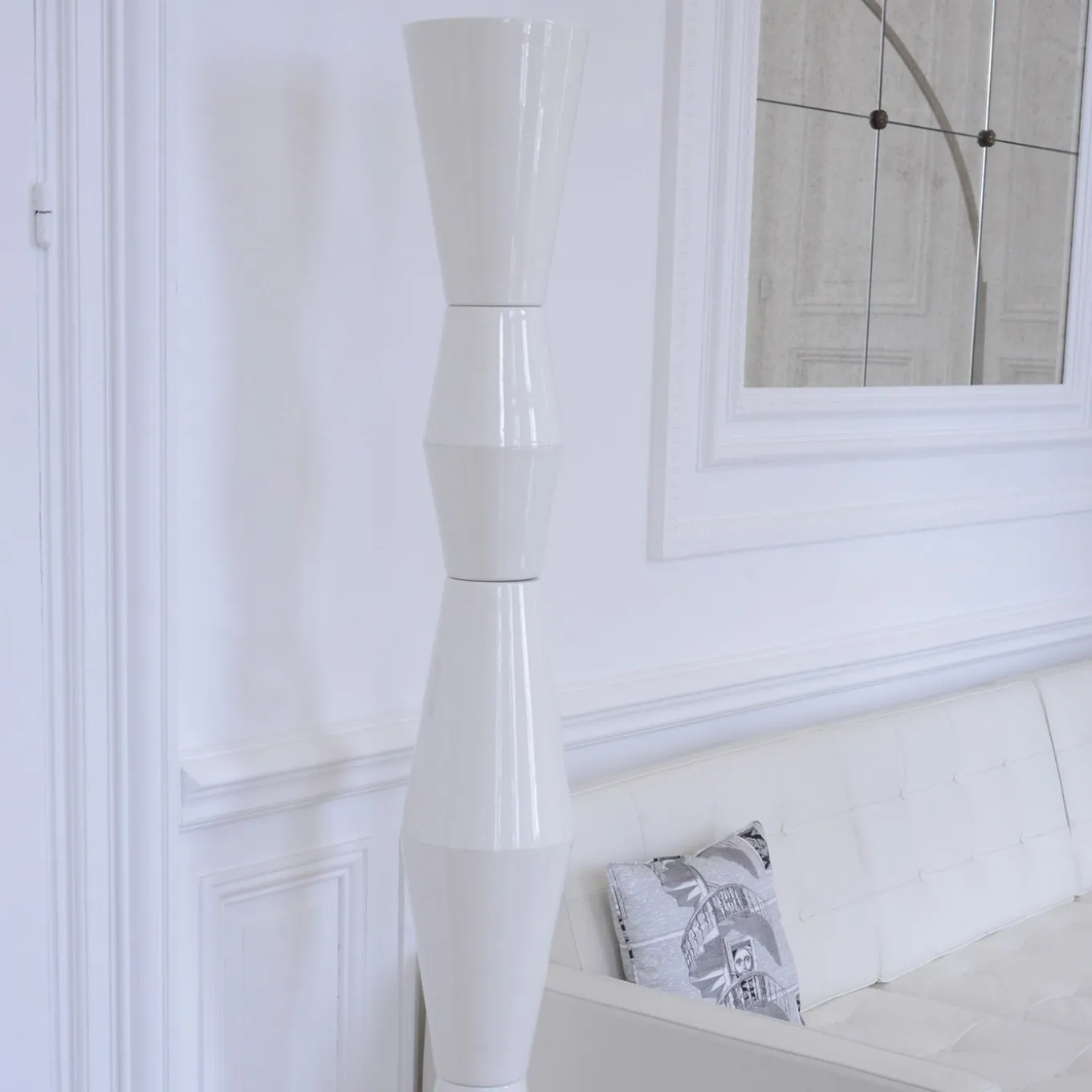 Ulus 90 White Lamp by Marco Piva
