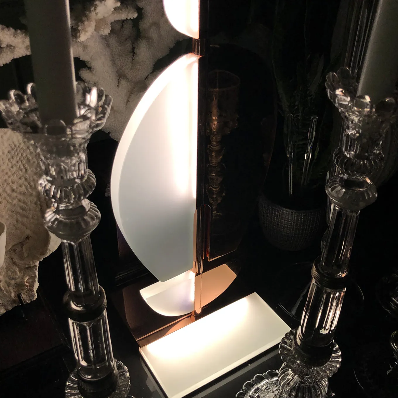 Umanoide Pink Brass and Opaline White Glass Sculptural Table Lamp