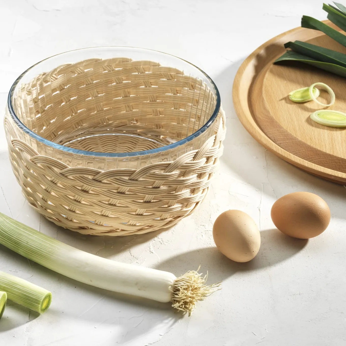 Vaniglia Soufflé Mold with Wicker Basket