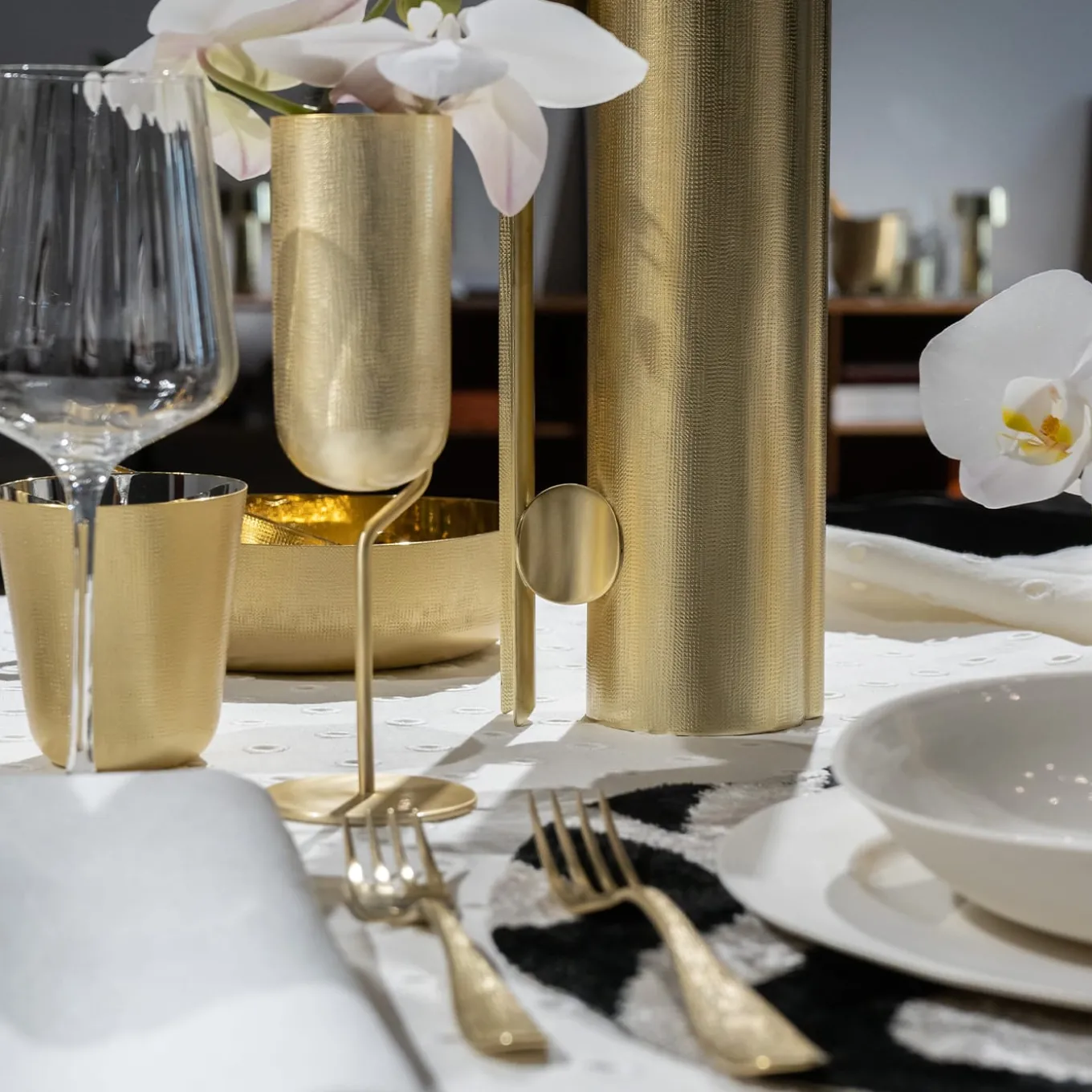 Velvet 1 Light Gold Brass Flute