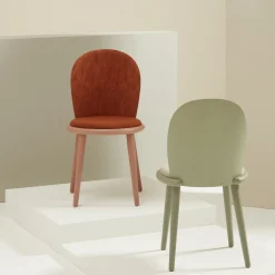 Veretta 921 Red Chair by Cristina Celestino