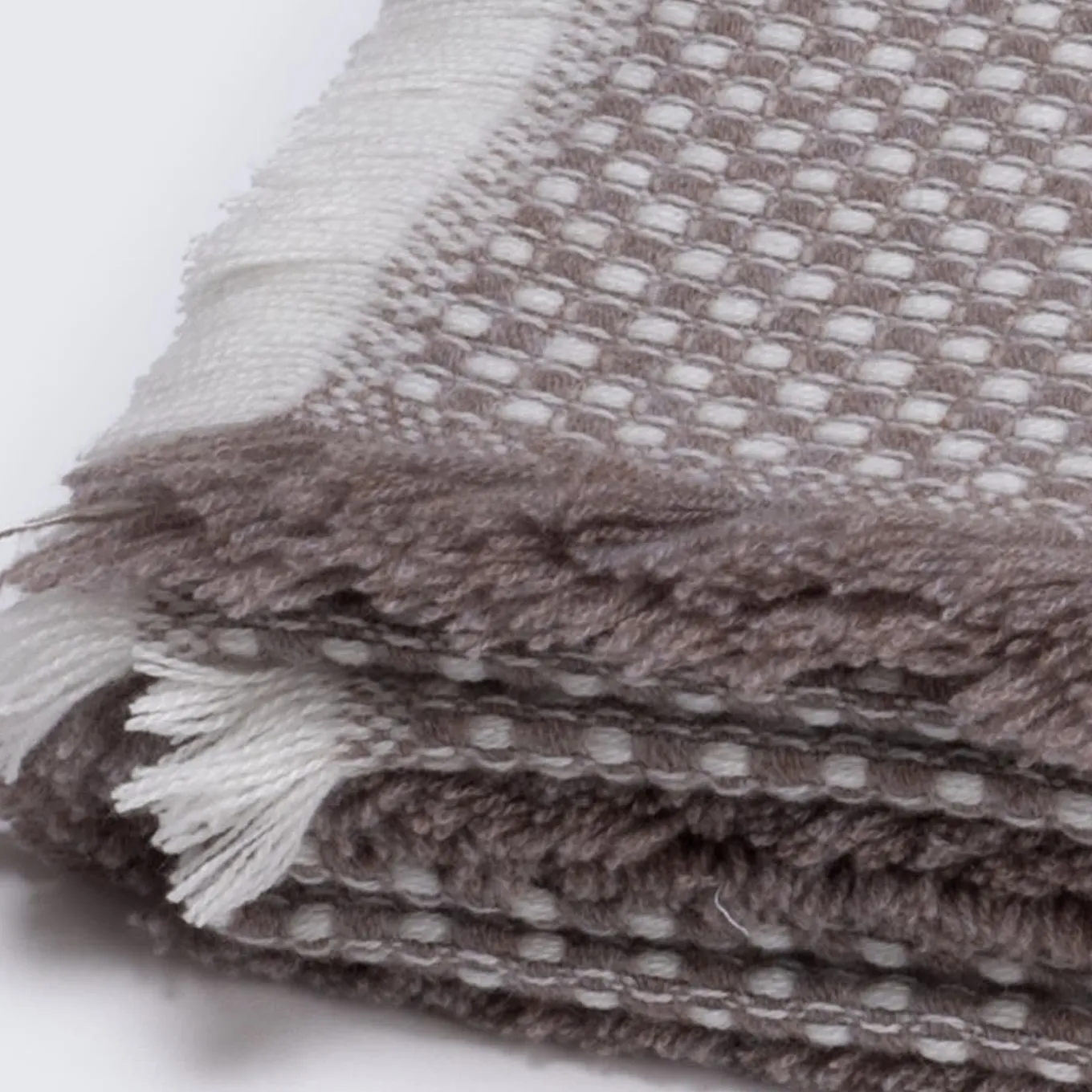 Vida Dove Gray Blanket